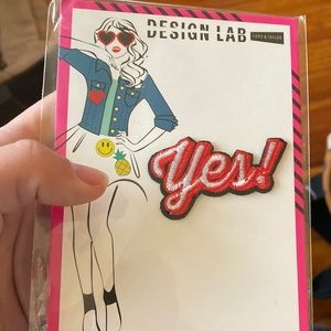 Iron on Patch “Yes”